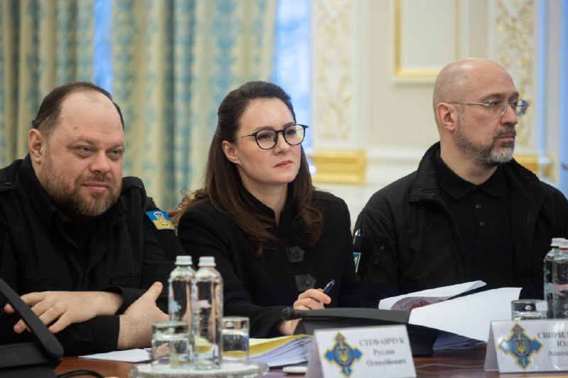 Під головуванням Президента України відбулося засідання РНБО. Серед тем — посилення стійкості енергосистеми... Під головуванням Президента України відбулося засідання РНБО. Серед тем — посилення стійкості енергосистеми...