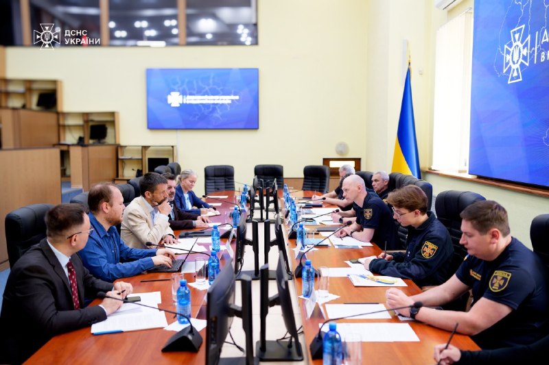 ДСНС та ООН поглиблюють співпрацю: нові технології для гуманітарного розмінування ДСНС та ООН поглиблюють співпрацю: нові технології для гуманітарного розмінування