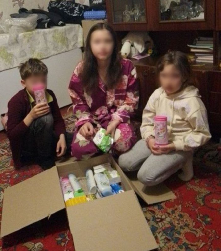 Громади Херсонщини продовжують супровід сімей з дітьми, яких вдалось повернути з тимчасово окупованих територій. Громади Херсонщини продовжують супровід сімей з дітьми, яких вдалось повернути з тимчасово окупованих територій.