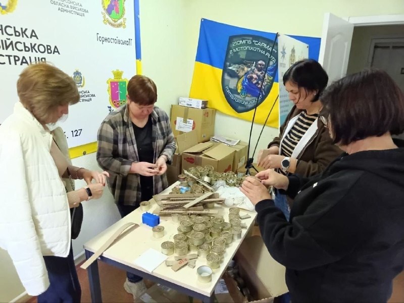 Координаційний центр «Вільні разом» у Дніпрі продовжує комплексну підтримку переселенців з Херсонщини. Координаційний центр «Вільні разом» у Дніпрі продовжує комплексну підтримку переселенців з Херсонщини.