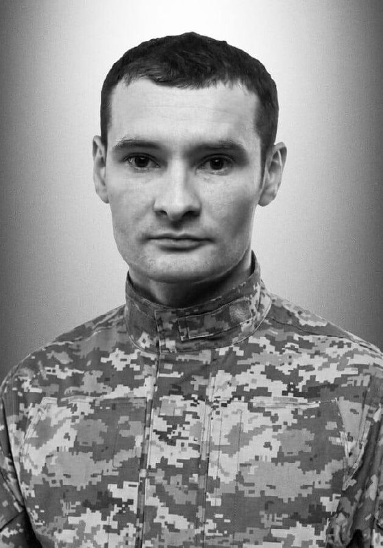 Щоденно о 9 годині – загальнонаціональна хвилина мовчання. Зупиніться, де б ви не були Щоденно о 9 годині – загальнонаціональна хвилина мовчання. Зупиніться, де б ви не були