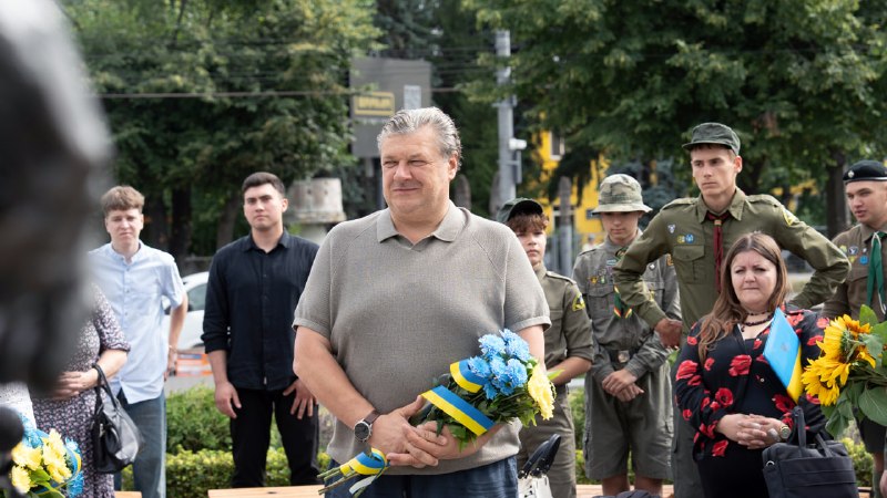 Сьогодні ми відзначаємо 119 років від дня народження Олега Ольжича. Його життєвий шлях досі залишається для нас прикладом незламної волі Сьогодні ми відзначаємо 119 років від дня народження Олега Ольжича. Його життєвий шлях досі залишається для нас прикладом незламної волі