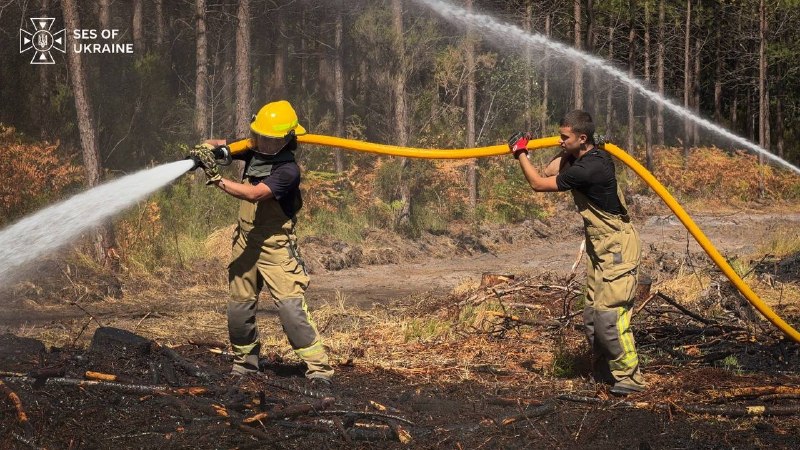 #герої_без_зброї
Микола Мушинський, пожежний-рятувальник з Коломиї, ДСНС Івано-Франківщини #герої_без_зброї
Микола Мушинський, пожежний-рятувальник з Коломиї, ДСНС Івано-Франківщини