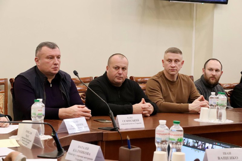 Політика героїв формується просто під час війни. Рухаємося в надшвидкому темпі, у ногу з потребами захисників Політика героїв формується просто під час війни. Рухаємося в надшвидкому темпі, у ногу з потребами захисників