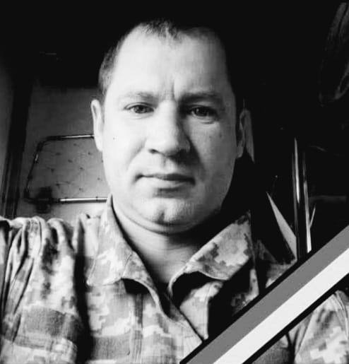 Щоденно о 9 годині – загальнонаціональна хвилина мовчання. Зупиніться, де б ви не були Щоденно о 9 годині – загальнонаціональна хвилина мовчання. Зупиніться, де б ви не були