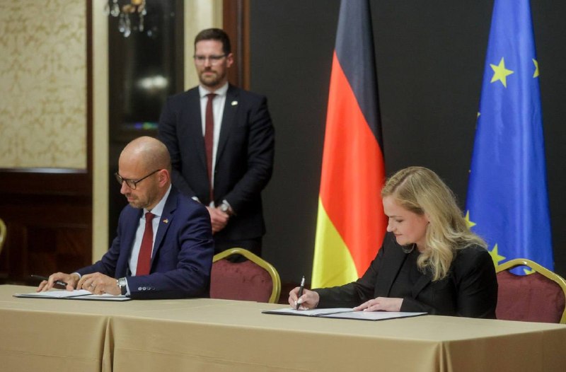 🇺🇦🇩🇪 Україна і Німеччина поглиблюють енергетичне партнерство. За підсумками Українсько-німецького бізнес-форуму... 🇺🇦🇩🇪 Україна і Німеччина поглиблюють енергетичне партнерство. За підсумками Українсько-німецького бізнес-форуму...