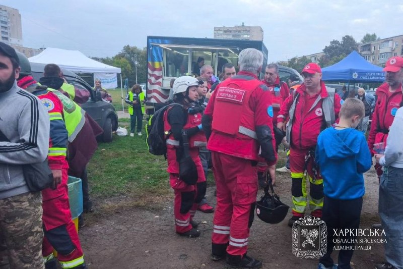 ⚠️Відучора усуваємо наслідки ворожого обстрілу у Слобідському районі Харкова. ⚠️Відучора усуваємо наслідки ворожого обстрілу у Слобідському районі Харкова.