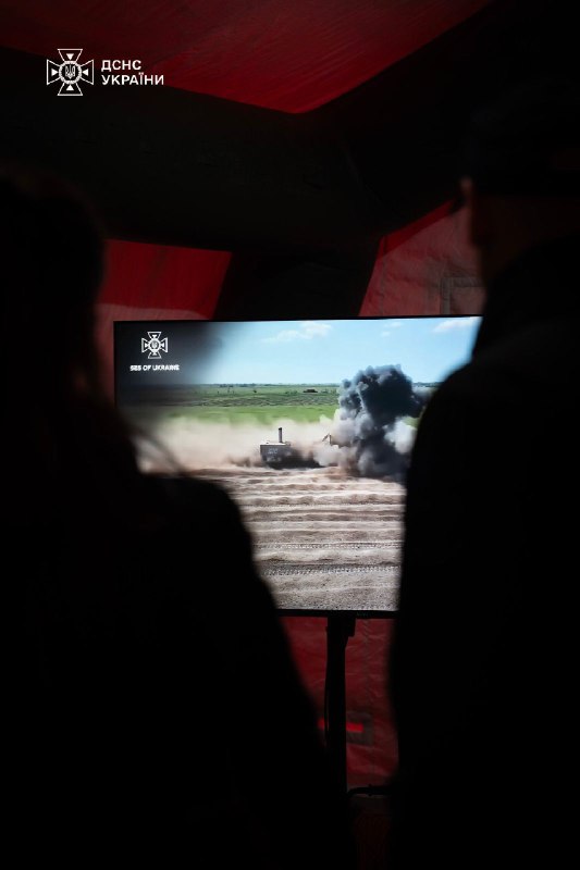 🔻Українська гідрометеорологічна служба отримала дві мобільні радіологічні лабораторії від США та Норвегії ⤵ 🔻Українська гідрометеорологічна служба отримала дві мобільні радіологічні лабораторії від США та Норвегії ⤵