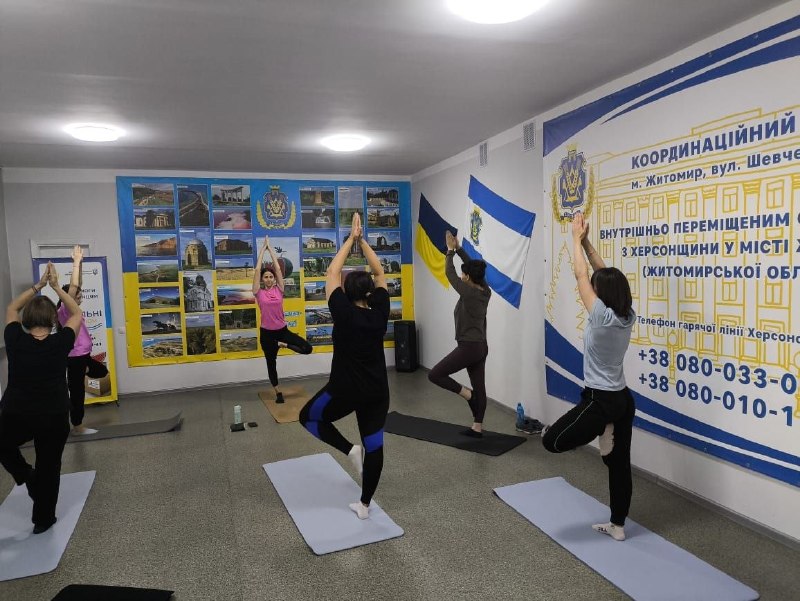Координаційний центр «Вільні разом» у Житомирі всебічно підтримує переселенців із Херсонщини. Координаційний центр «Вільні разом» у Житомирі всебічно підтримує переселенців із Херсонщини.