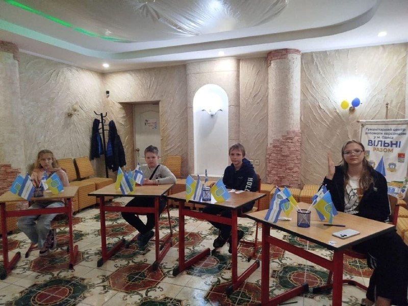 Одеський координаційний центр «Вільні разом» разом з БФ «Сапорт Херсон» продовжує допомагати переселенцям з Херсонщини. Одеський координаційний центр «Вільні разом» разом з БФ «Сапорт Херсон» продовжує допомагати переселенцям з Херсонщини.