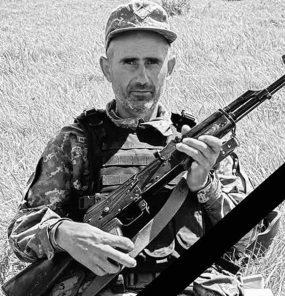Щоденно о 9 годині – загальнонаціональна хвилина мовчання. Зупиніться, де б ви не були Щоденно о 9 годині – загальнонаціональна хвилина мовчання. Зупиніться, де б ви не були