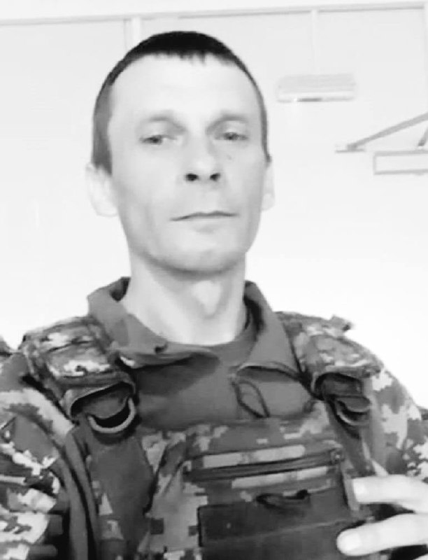 Щоденно о 9 годині – загальнонаціональна хвилина мовчання. Зупиніться, де б ви не були Щоденно о 9 годині – загальнонаціональна хвилина мовчання. Зупиніться, де б ви не були