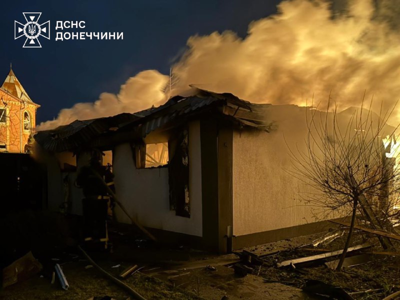 #Донеччина: внаслідок російських обстрілів поранена 1 людина, виникли численні пожежі
▫с #Донеччина: внаслідок російських обстрілів поранена 1 людина, виникли численні пожежі
▫с