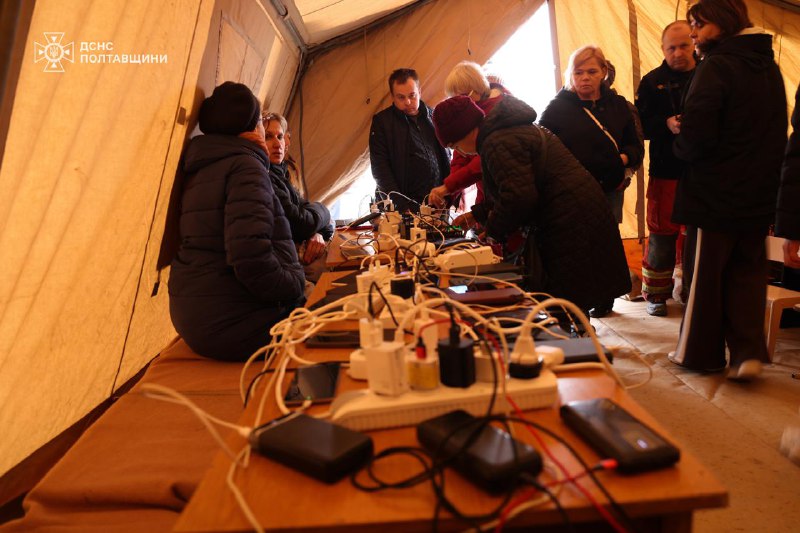 #Полтавщина: вогнеборці ліквідували всі пожежі, що виникли внаслідок російських обстрілів #Полтавщина: вогнеборці ліквідували всі пожежі, що виникли внаслідок російських обстрілів