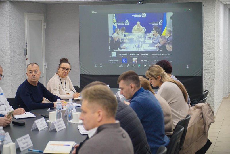 Відбулась нарада щодо контролю якості харчування та водопостачання у лікарнях Херсонщини. Відбулась нарада щодо контролю якості харчування та водопостачання у лікарнях Херсонщини.