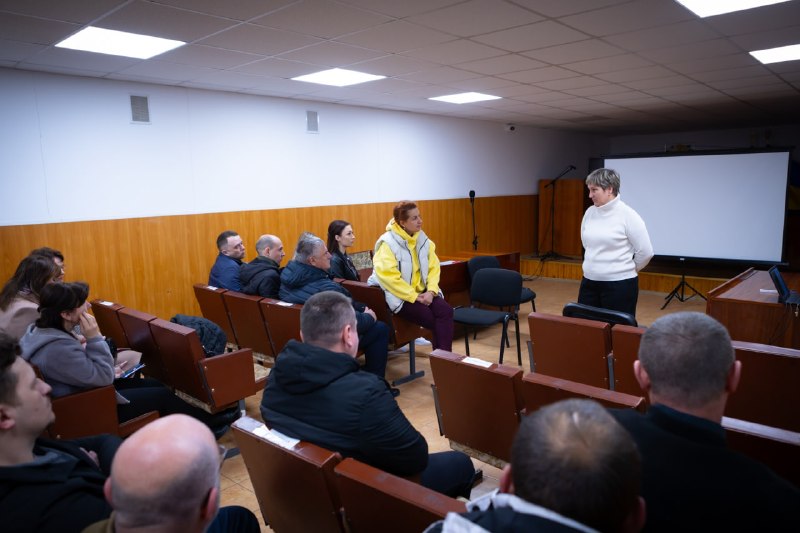 Житомирщина продовжує впровадження ветеранської політики на місцях. В рамках робочого візиту Міністерки у... Житомирщина продовжує впровадження ветеранської політики на місцях. В рамках робочого візиту Міністерки у...