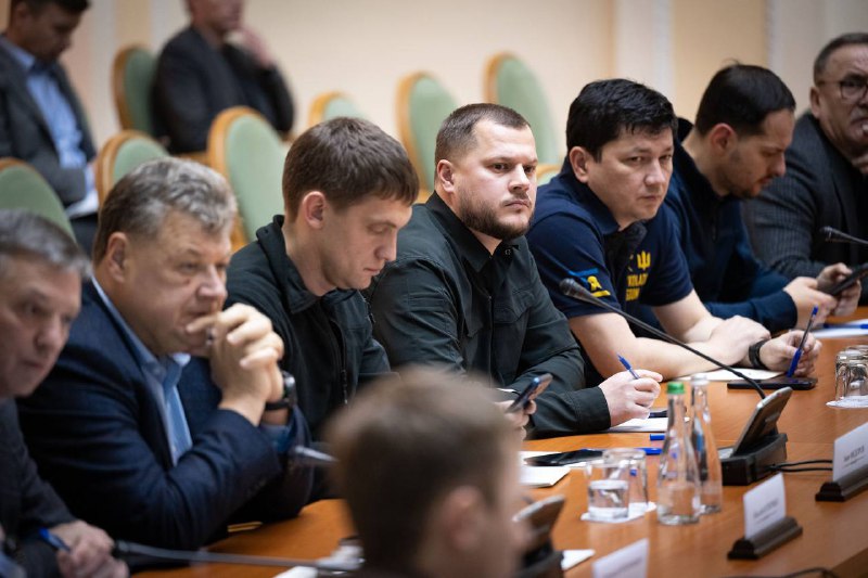 Взяв участь у нараді щодо рішення Уряду про перегляд фактичних списків обʼєктів критичної інфраструктури. Взяв участь у нараді щодо рішення Уряду про перегляд фактичних списків обʼєктів критичної інфраструктури.