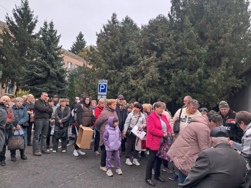 ВПО з Луганщини отримали гуманітарну допомогу в Черкаській області
Директорка Департаменту соціального... ВПО з Луганщини отримали гуманітарну допомогу в Черкаській області
Директорка Департаменту соціального...