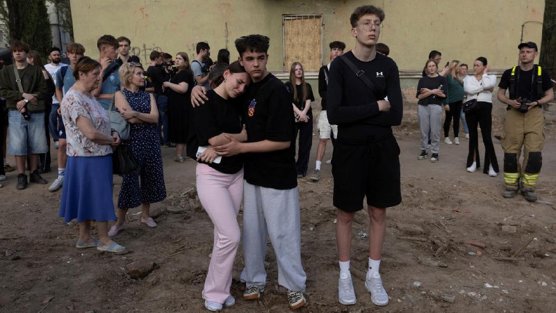 В інтерв‘ю німецькому Die Zeit розповів, що ми хочемо миру, але його настання залежить не лише від нас В інтерв‘ю німецькому Die Zeit розповів, що ми хочемо миру, але його настання залежить не лише від нас