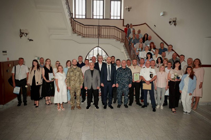 💥 12-та річниця створення Адміністрації морських портів України
Система портів — це серце економіки країни 💥 12-та річниця створення Адміністрації морських портів України
Система портів — це серце економіки країни