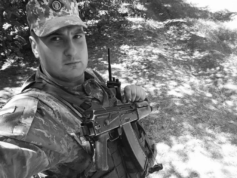 Щоденно о 9 годині – загальнонаціональна хвилина мовчання. Зупиніться, де б ви не були Щоденно о 9 годині – загальнонаціональна хвилина мовчання. Зупиніться, де б ви не були