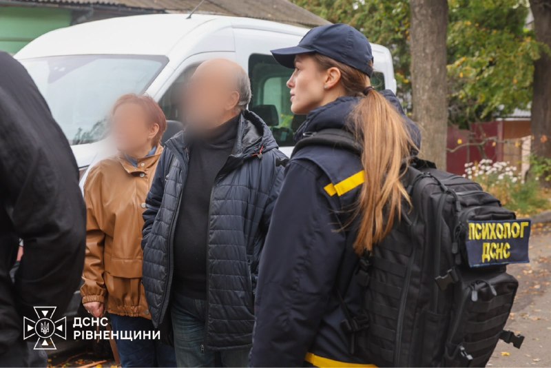 ⚠️ рівненські рятувальники ліквідували наслідки падіння уламків російського БпЛА: розібрали завали та обвалені конструкції! ⚠️ рівненські рятувальники ліквідували наслідки падіння уламків російського БпЛА: розібрали завали та обвалені конструкції!