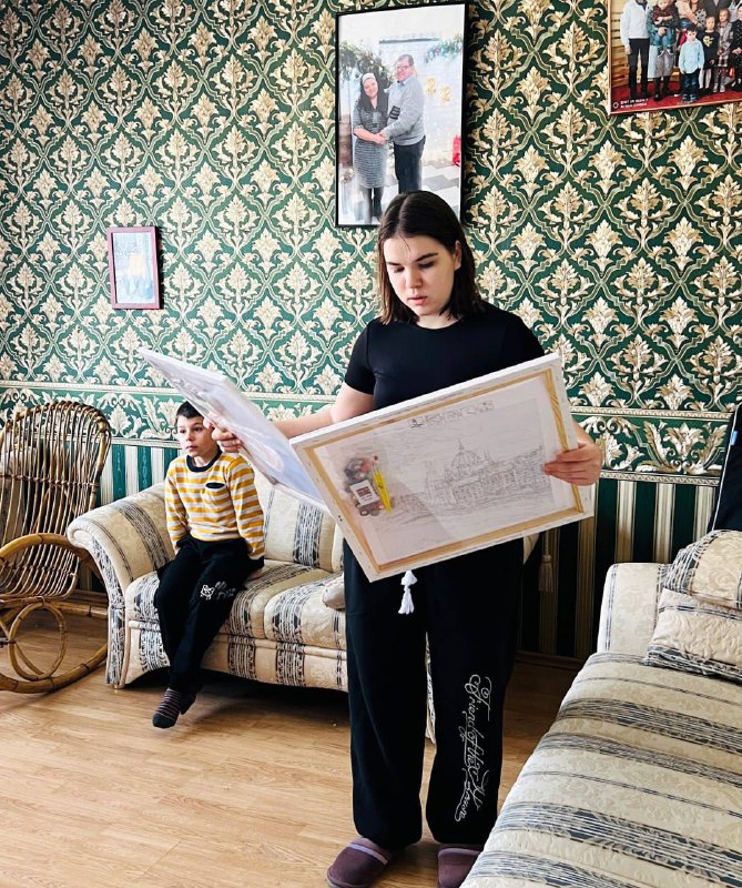 ❤️🇺🇦З Німеччини до України: родина з Маріуполя повернулася додому
🏡До повномасштабного вторгнення родина... ❤️🇺🇦З Німеччини до України: родина з Маріуполя повернулася додому
🏡До повномасштабного вторгнення родина...