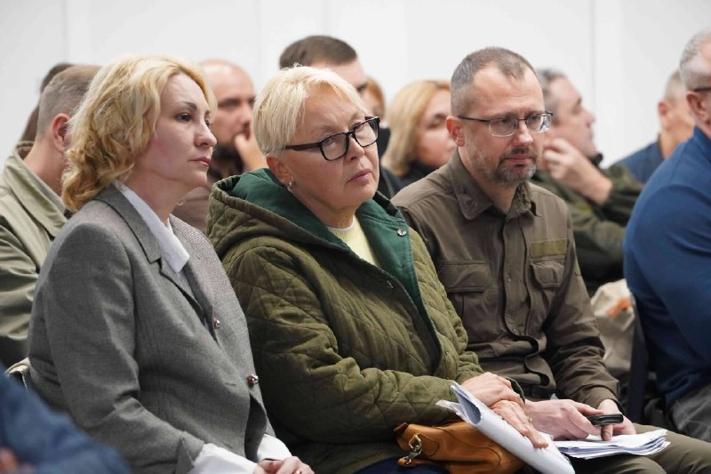 Окреслив депутатам головні проблеми Луганщини та запропонував зміни до бюджету-2027 Окреслив депутатам головні проблеми Луганщини та запропонував зміни до бюджету-2027