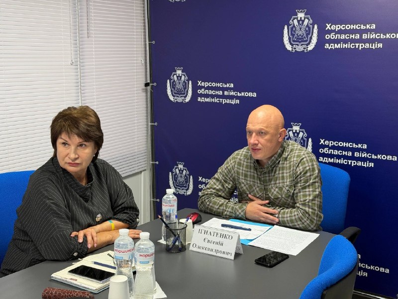Заступник начальника Херсонської ОВА Євгеній Ігнатенко та заступниця начальника Херсонської МВА Наталія... Заступник начальника Херсонської ОВА Євгеній Ігнатенко та заступниця начальника Херсонської МВА Наталія...
