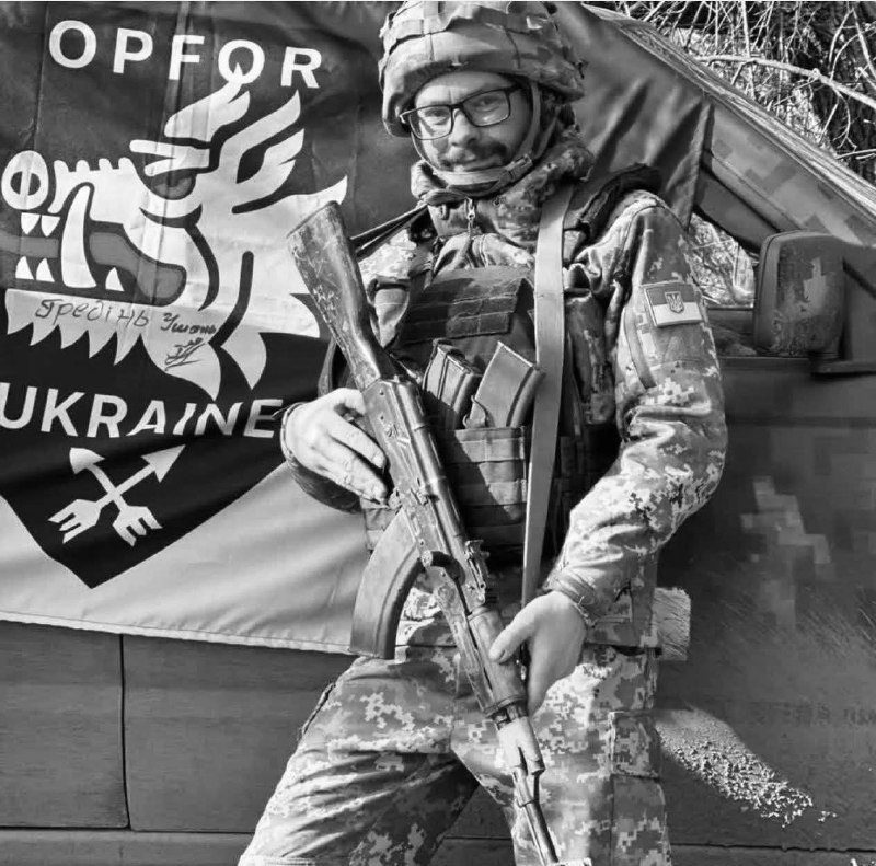 Щоденно о 9 годині – загальнонаціональна хвилина мовчання. Зупиніться, де б ви не були Щоденно о 9 годині – загальнонаціональна хвилина мовчання. Зупиніться, де б ви не були