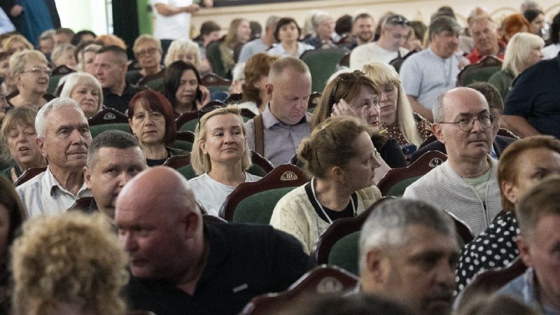 У Житомирі відбулася особлива зустріч із народним артистом України Богданом Бенюком У Житомирі відбулася особлива зустріч із народним артистом України Богданом Бенюком