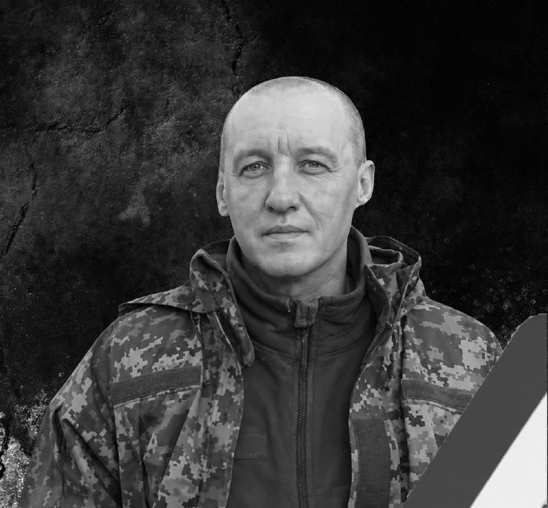 Щоденно о 9 годині – загальнонаціональна хвилина мовчання. Зупиніться, де б ви не були Щоденно о 9 годині – загальнонаціональна хвилина мовчання. Зупиніться, де б ви не були