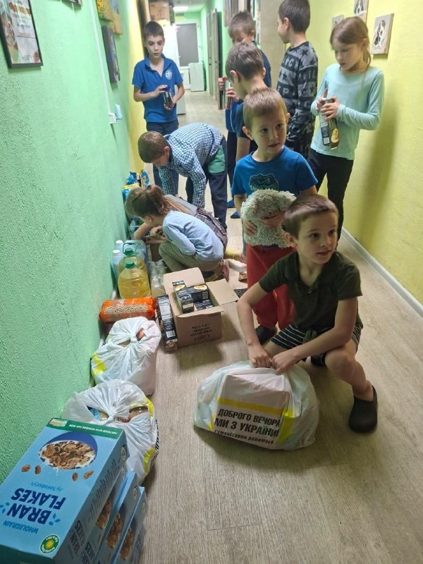 ВПО з Луганщини отримали гуманітарну допомогу в Черкаській області
Директорка Департаменту соціального... ВПО з Луганщини отримали гуманітарну допомогу в Черкаській області
Директорка Департаменту соціального...