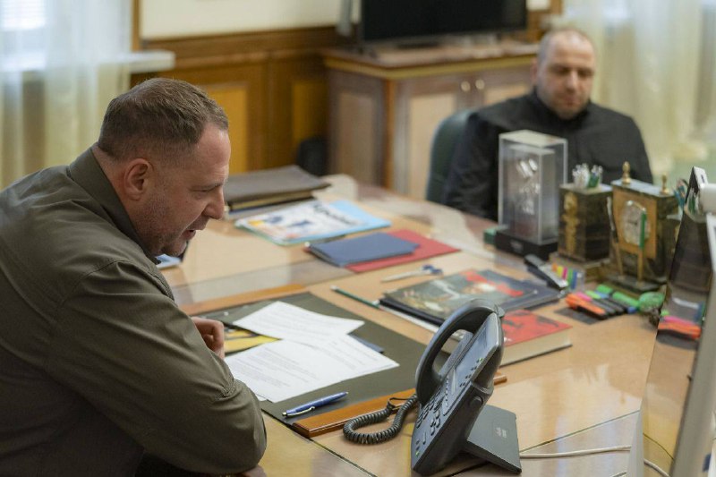 Провів важливу розмову з державним секретарем США Марко Рубіо та представниками адміністрації Президента... Провів важливу розмову з державним секретарем США Марко Рубіо та представниками адміністрації Президента...