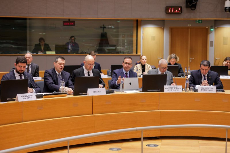 📌 Третій урок — фінанси і роль міністрів енергетики. Енергетична безпека сьогодні вимагає більше оперативних... 📌 Третій урок — фінанси і роль міністрів енергетики. Енергетична безпека сьогодні вимагає більше оперативних...