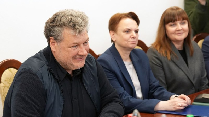 Житомирщина стала першою областю, яку відвідала німецька дипломатка, експосол Німеччини в Україні Житомирщина стала першою областю, яку відвідала німецька дипломатка, експосол Німеччини в Україні