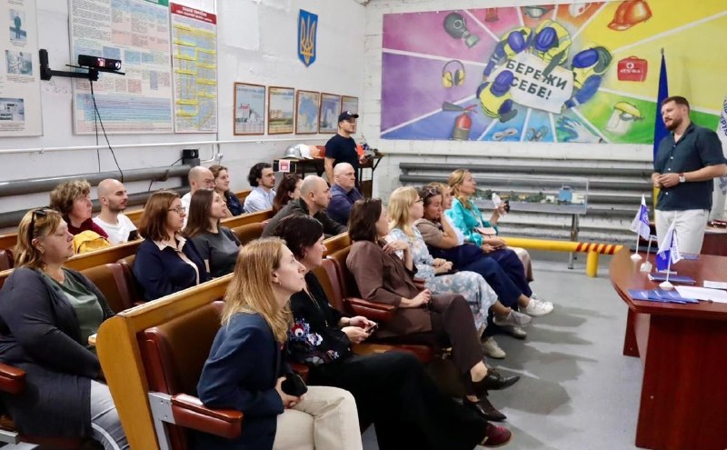 ⚙️ «Відкритий атом»: на базі АТЦ відбулася зустріч із громадськістю щодо безпеки на АЕС
«Відкритий атом» ⚙️ «Відкритий атом»: на базі АТЦ відбулася зустріч із громадськістю щодо безпеки на АЕС
«Відкритий атом»