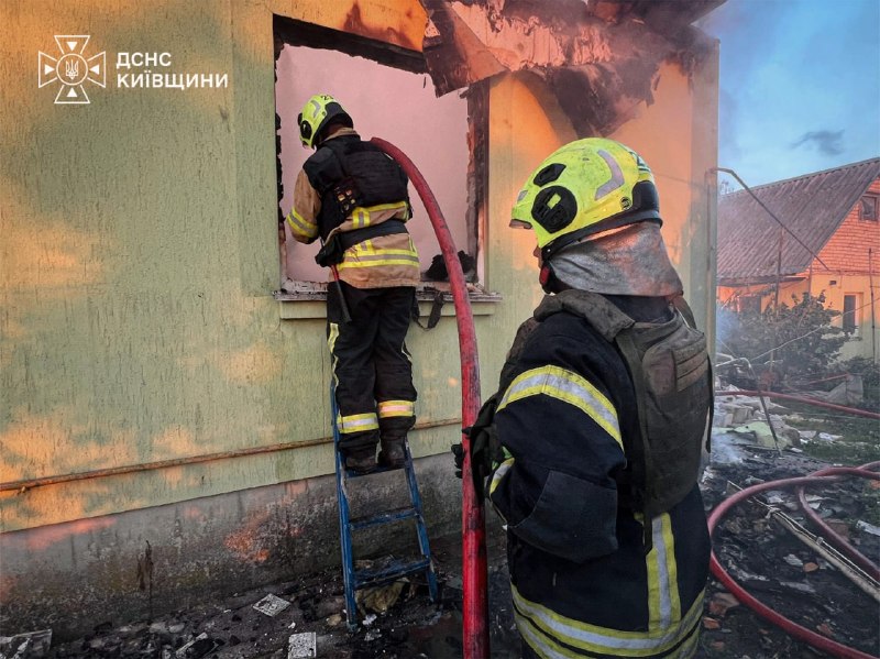 До 13 збільшилась кількість загиблих через масований обстріл у Києві
Щойно наші підрозділи у Солом’янському... До 13 збільшилась кількість загиблих через масований обстріл у Києві
Щойно наші підрозділи у Солом’янському...