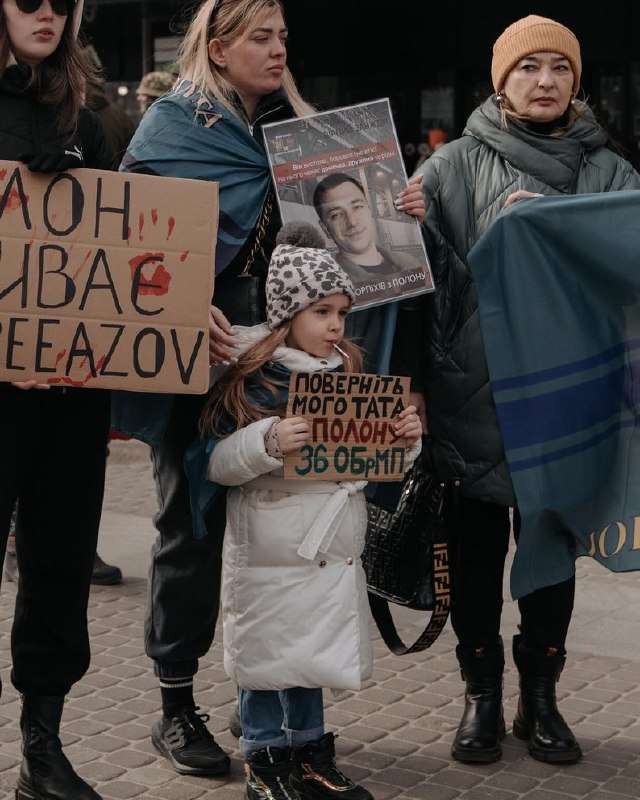 🥺"Тебе стягують за ноги і натравлюють собак": захисник Маріуполя розповів про російський полон 🥺"Тебе стягують за ноги і натравлюють собак": захисник Маріуполя розповів про російський полон