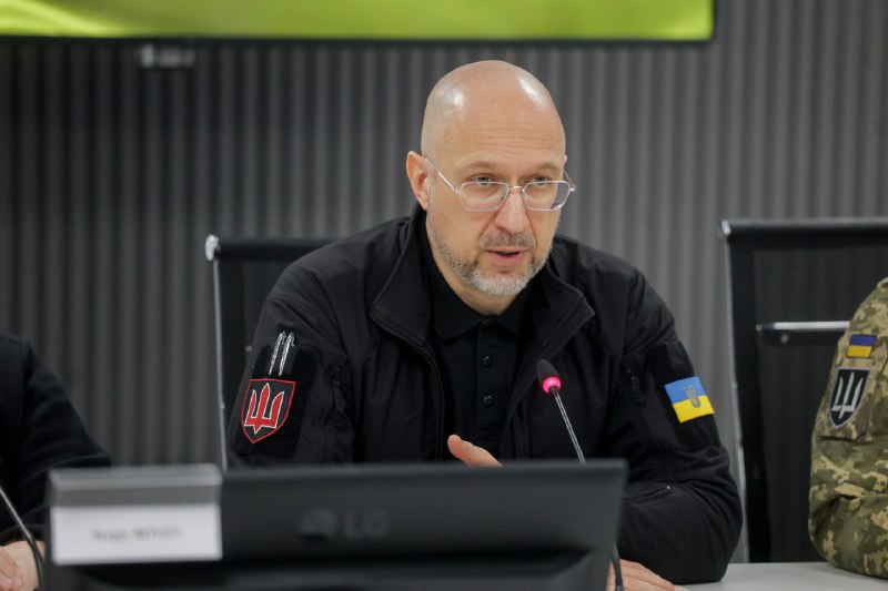 🇺🇦 🇬🇧 Разом із Міністром оборони Великої Британії Джоном Гілі підписали сьогодні в Києві дорожню карту... 🇺🇦 🇬🇧 Разом із Міністром оборони Великої Британії Джоном Гілі підписали сьогодні в Києві дорожню карту...