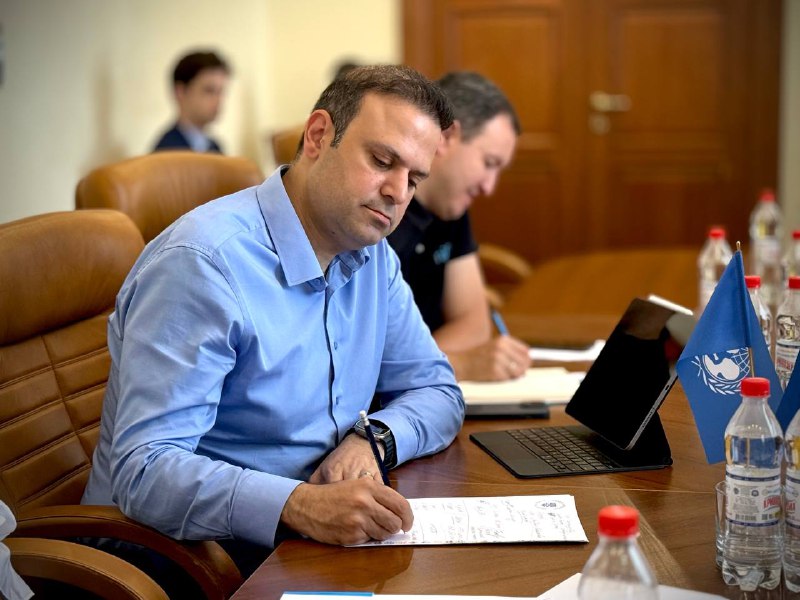 🌊 Підтримка дітей — серед наших ключових пріоритетів
Поспілкувався з головою представництва ЮНІСЕФ в Україні Муніром Мамедзаде 🌊 Підтримка дітей — серед наших ключових пріоритетів
Поспілкувався з головою представництва ЮНІСЕФ в Україні Муніром Мамедзаде