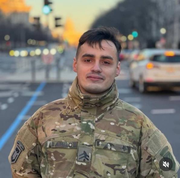 🇺🇦Захисник Маріуполя Олександр Іванцов отримав звання "Герой України" 🇺🇦Захисник Маріуполя Олександр Іванцов отримав звання "Герой України"