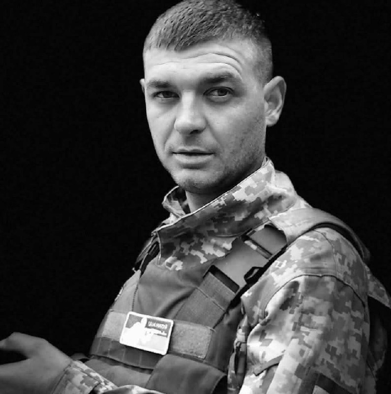 Щоденно о 9 годині – загальнонаціональна хвилина мовчання. Зупиніться, де б ви не були Щоденно о 9 годині – загальнонаціональна хвилина мовчання. Зупиніться, де б ви не були