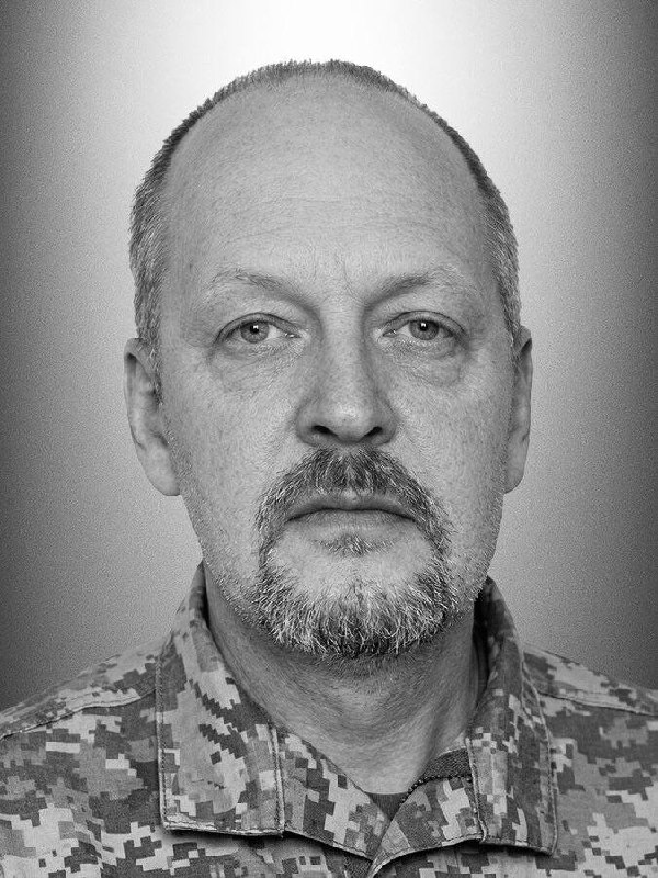 Щоденно о 9 годині – загальнонаціональна хвилина мовчання. Зупиніться, де б ви не були Щоденно о 9 годині – загальнонаціональна хвилина мовчання. Зупиніться, де б ви не були