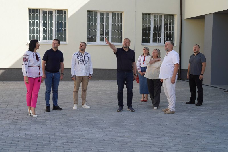 Перед стартом нового навчального року буде серія візитів до закладів освіти Перед стартом нового навчального року буде серія візитів до закладів освіти