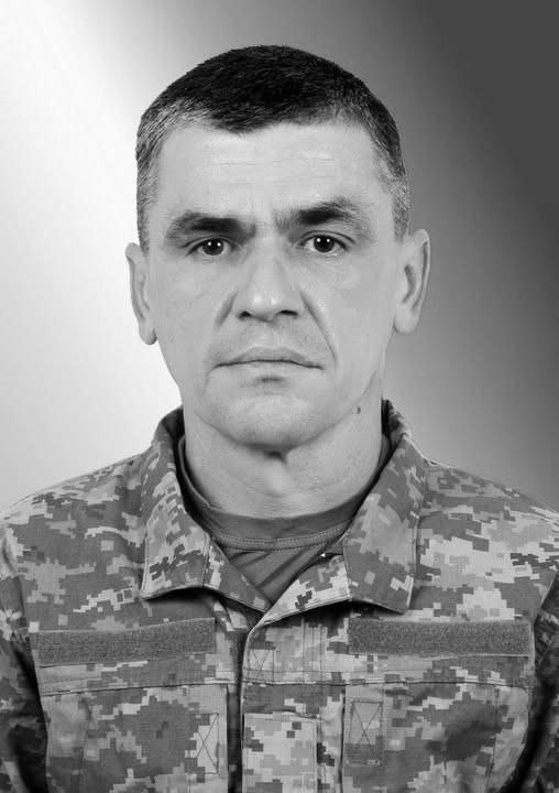 Щоденно о 9 годині – загальнонаціональна хвилина мовчання. Зупиніться, де б ви не були Щоденно о 9 годині – загальнонаціональна хвилина мовчання. Зупиніться, де б ви не були