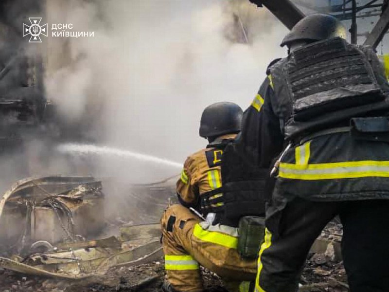 #Київщина: ліквідовано наслідки ворожих обстрілів у трьох районах області #Київщина: ліквідовано наслідки ворожих обстрілів у трьох районах області