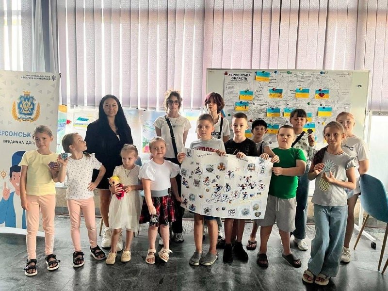Координаційний центр «Вільні разом» у Миколаєві продовжує допомагати переселенцям з Херсонщини Координаційний центр «Вільні разом» у Миколаєві продовжує допомагати переселенцям з Херсонщини