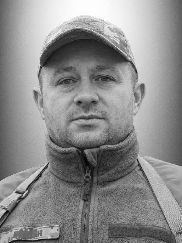 Щоденно о 9 годині – загальнонаціональна хвилина мовчання. Зупиніться, де б ви не були Щоденно о 9 годині – загальнонаціональна хвилина мовчання. Зупиніться, де б ви не були