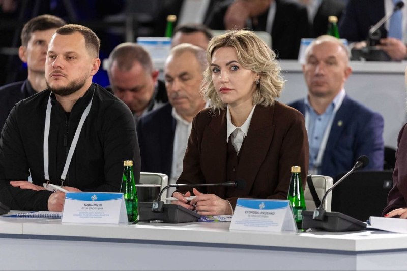 Кожна громада є важливою складовою успішної держави, – делегація з Луганщини бере участь в роботі Конгресу... Кожна громада є важливою складовою успішної держави, – делегація з Луганщини бере участь в роботі Конгресу...